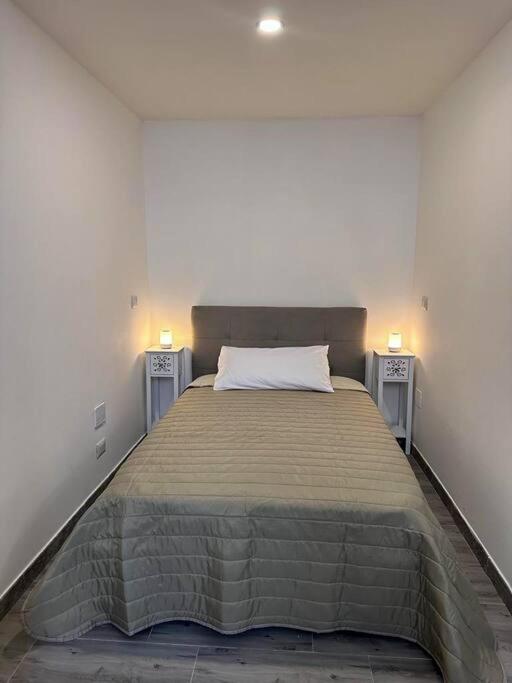 Holiday House Shantu CTA Exterior foto